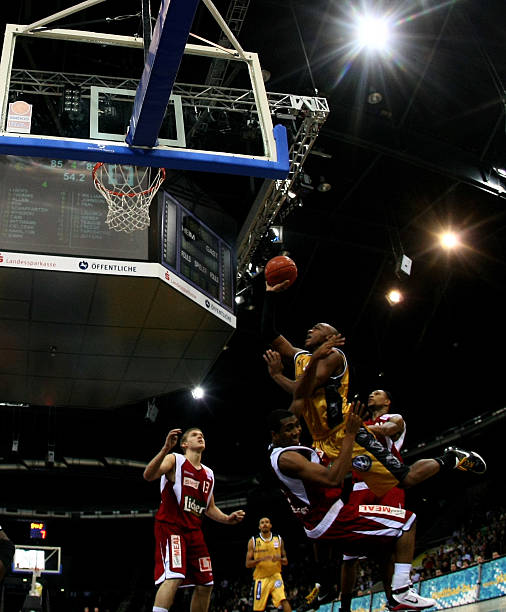 战术需求与 战术需求与